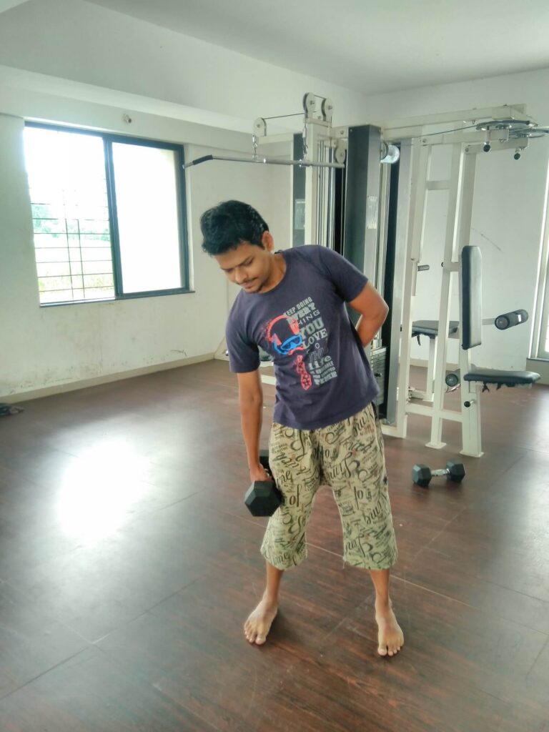 Standing side crunches abs exercise - पेट कम करने की एक्सरसाइज